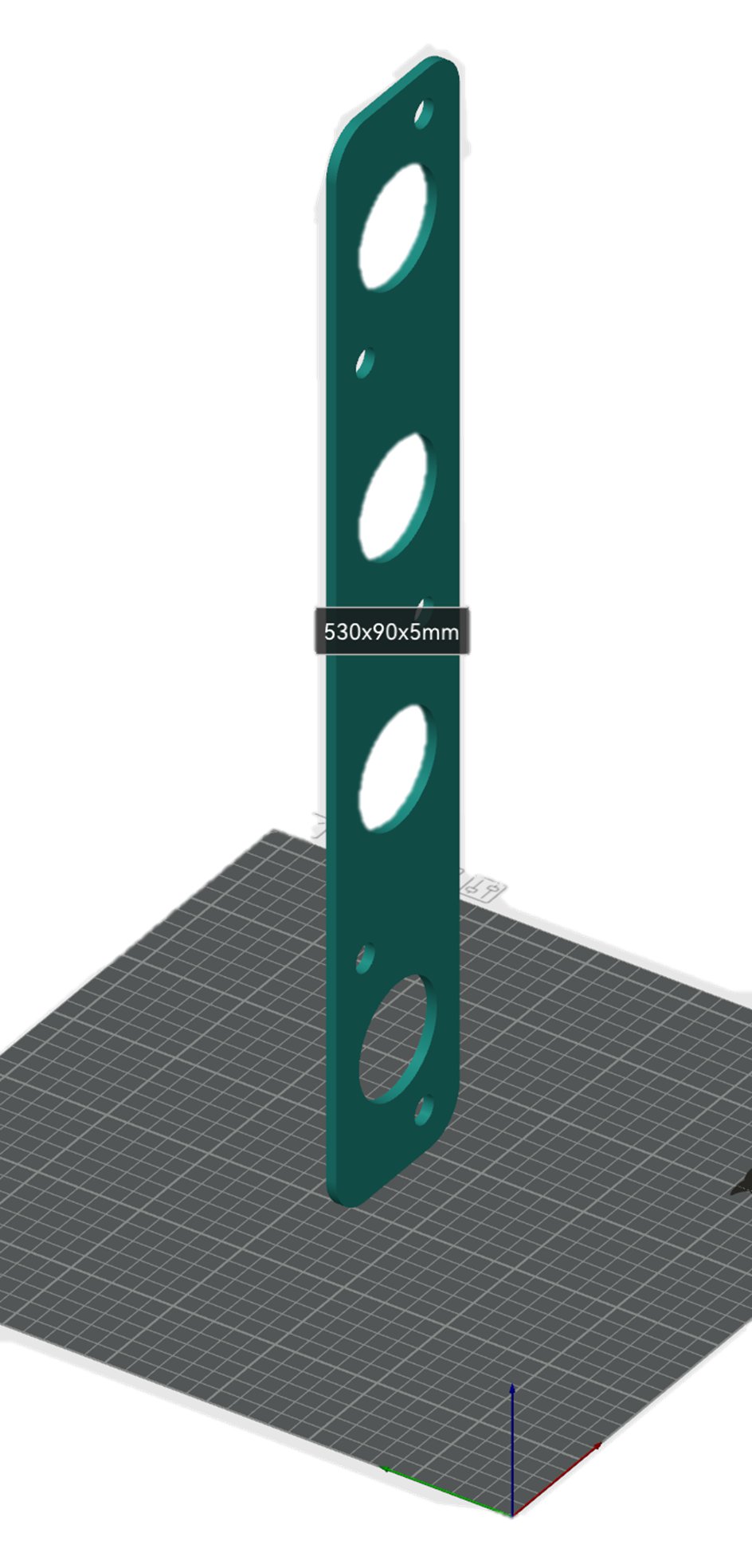 Длинная тонкая деталь расположена вертикально для 3D-печати